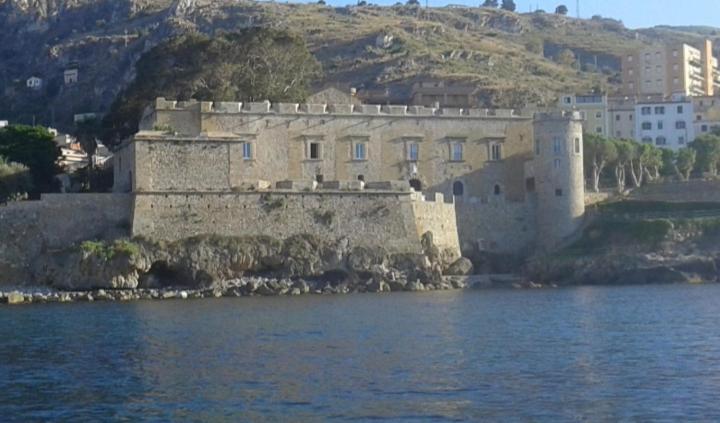 Torre Vallelunga トラビーア エクステリア 写真